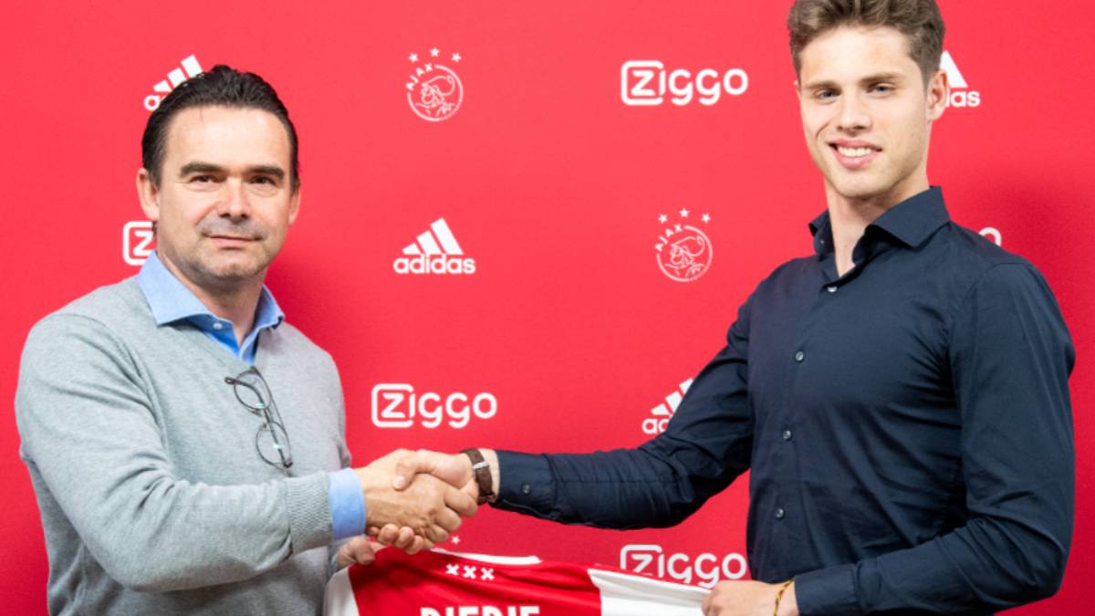 Kik Pierie con Ajax