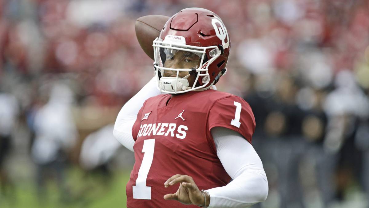 Kyler Murray con los Sooners