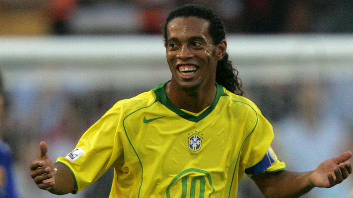 Ronaldinho y su amigos visitarán Canadá para juego de leyendas