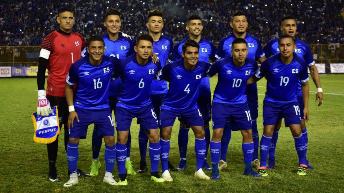 Darwin Cerén con El Salvador