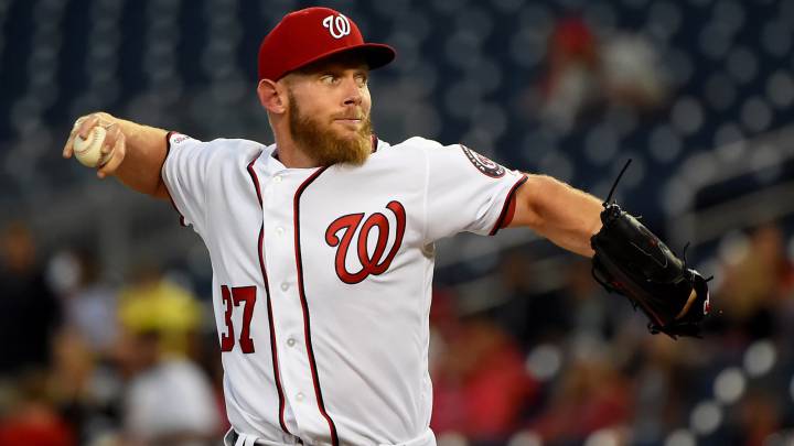Stephen Strasburg logra el récord de ponches en la MLB