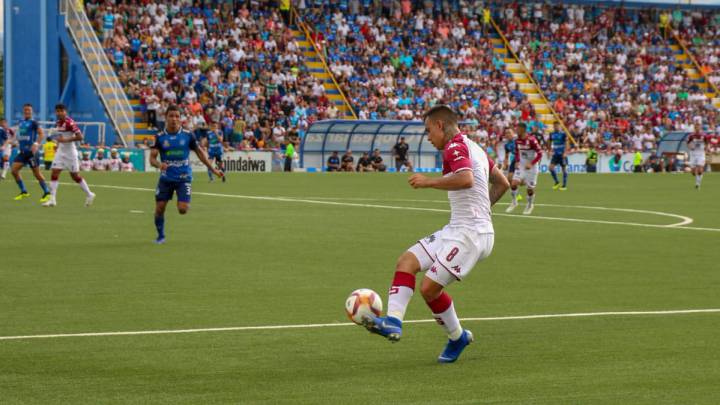 Saprissa y Pérez Zeledón empatan en la ida de semifinales