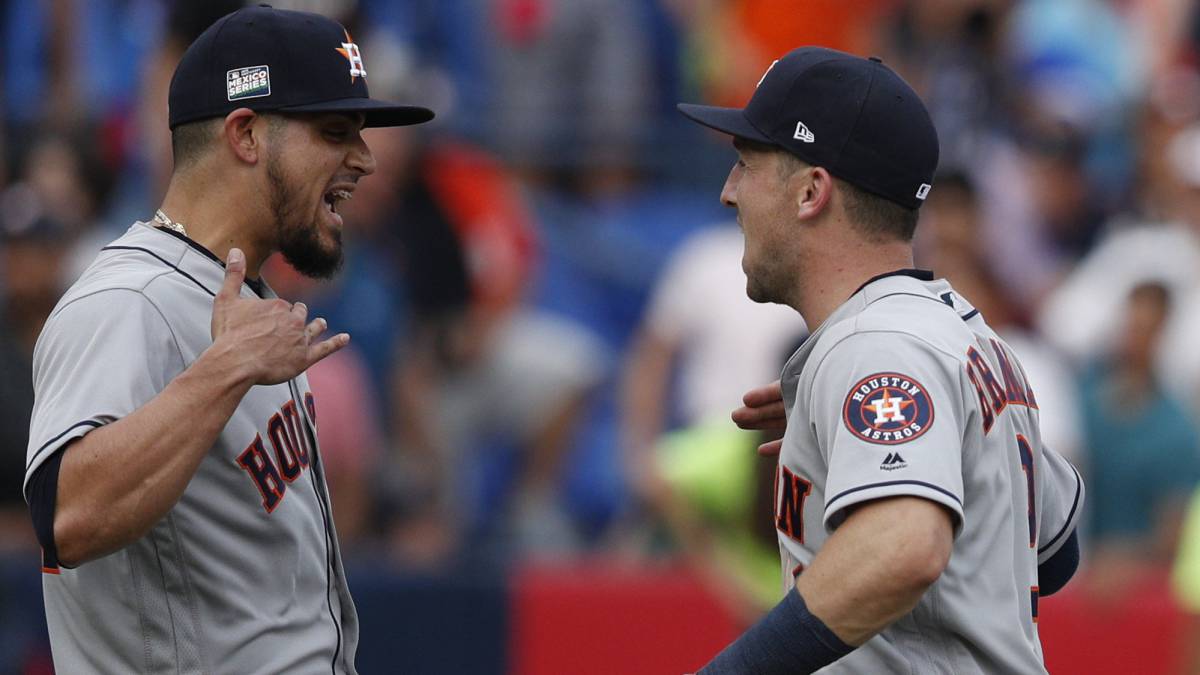 Roberto Osuna: Lanzar en México, un sueño hecho realidad