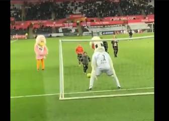 Increíble gesto y celebración de este pequeño fan