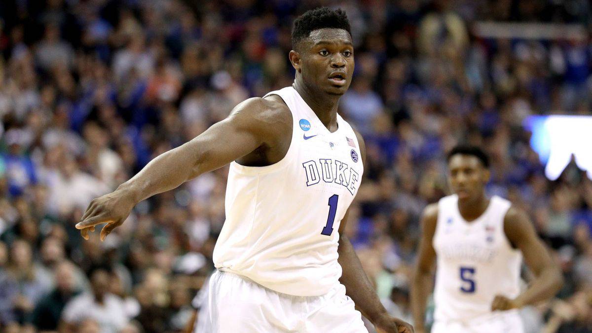 Zion Williamson en partido de Duke