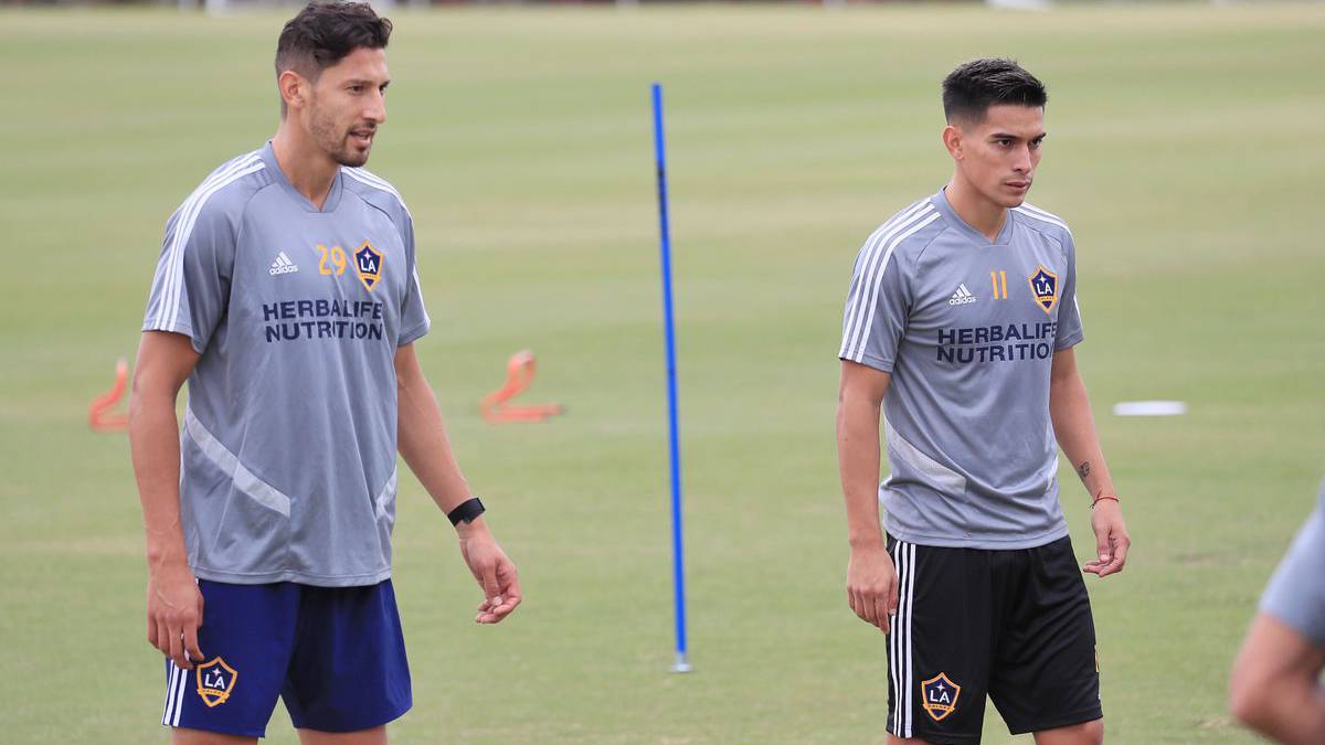 Omar González entrenando con LA Galaxy