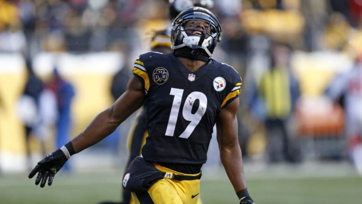 JuJu Smith-Schuster en partido de los Steelers
