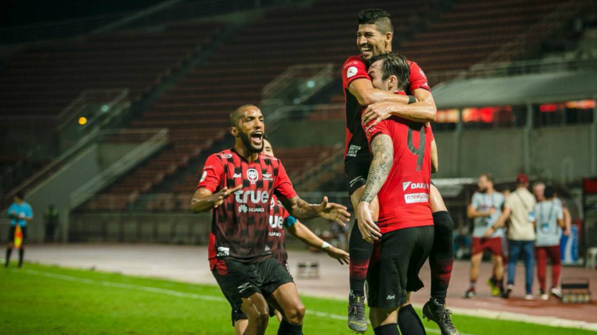 Nelson Bonilla anota su gol 100 como futbolista profesional