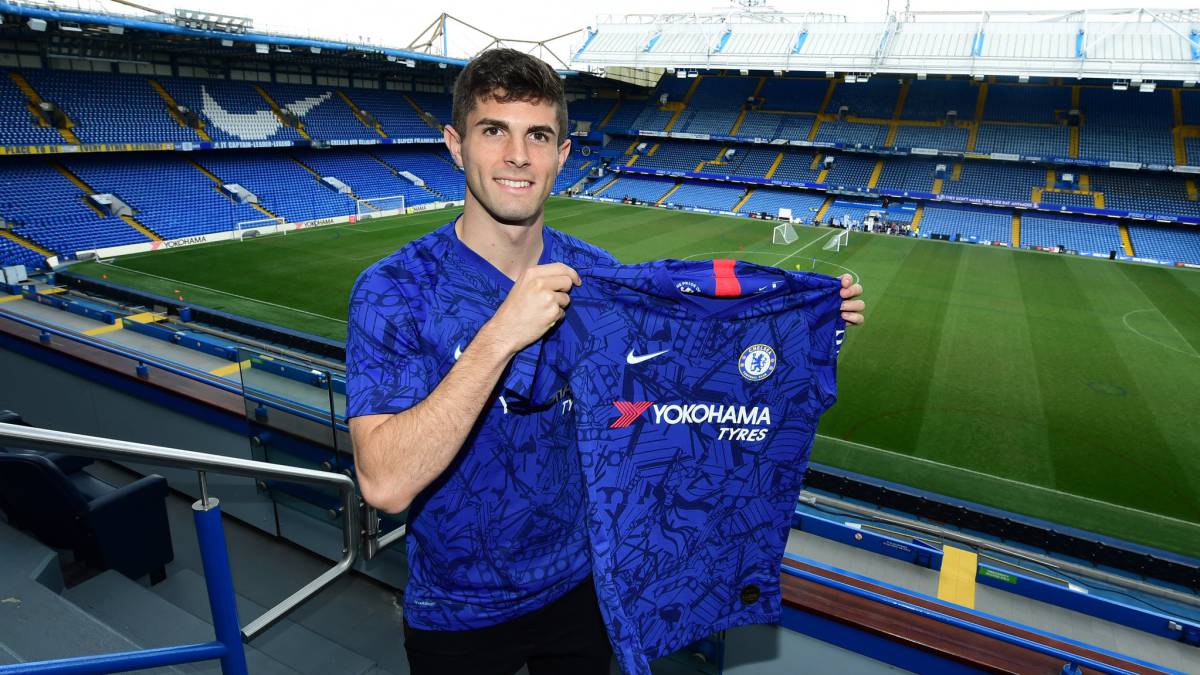 El atacante estadounidense vistió este martes por primera ocasión el uniforme de los ‘Blues’ en Standford Bridge. Pulisic se unirá después de Copa Oro al club londinense.