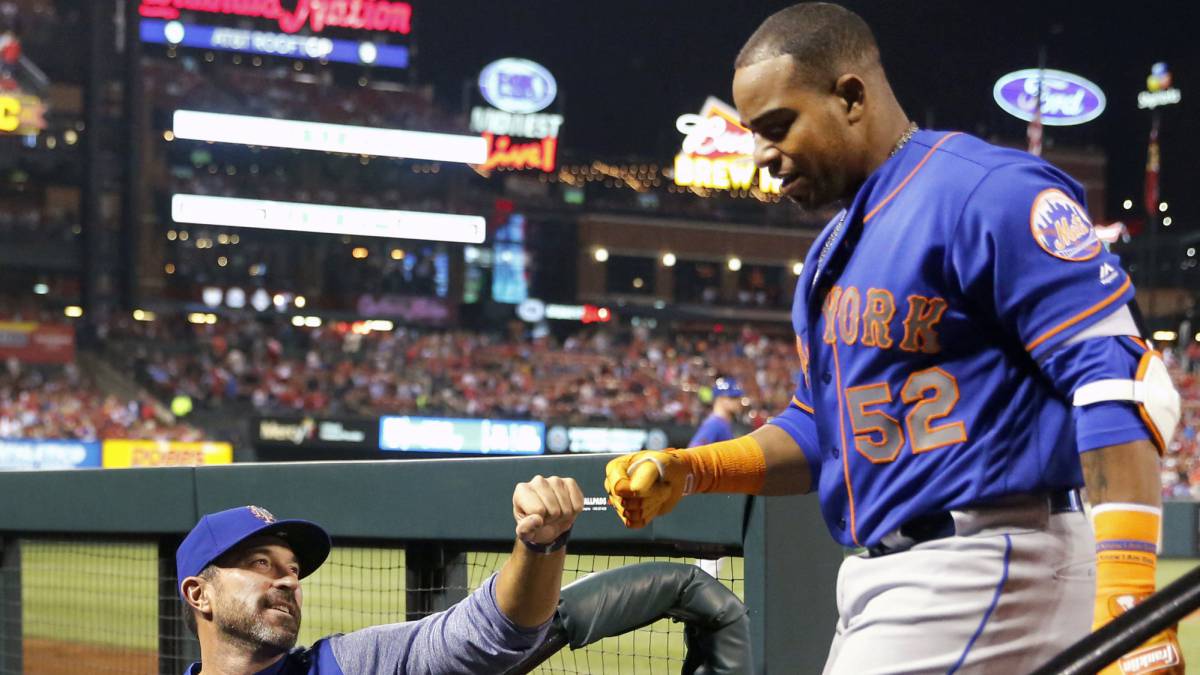 Yoenis Céspedes sufre fractura y será baja por varios meses