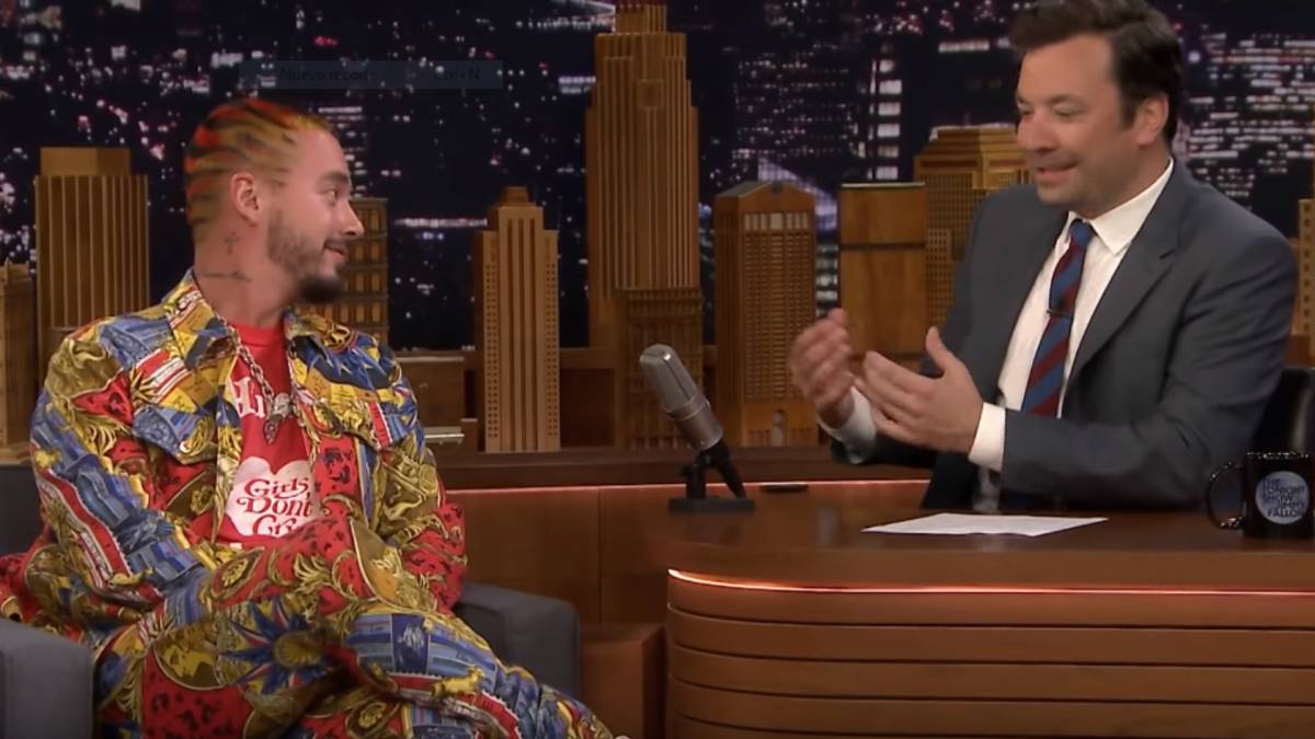 El colombiano sigue haciendo historia, en esta ocasión se convirtió en el primer reggaetonero en asistir al exitoso programa estilo late night-talk show.