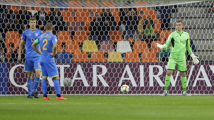 Estados Unidos debuta con derrota ante Ucrania