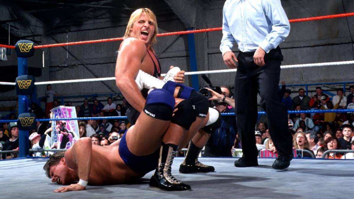 Oewn Hart en pelea de la WWE