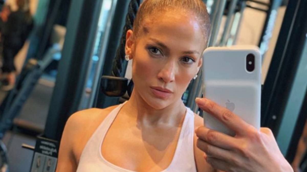 La cantante estadounidense compartió en su cuenta de Instagram una foto con ropa deportiva después de entrenar.