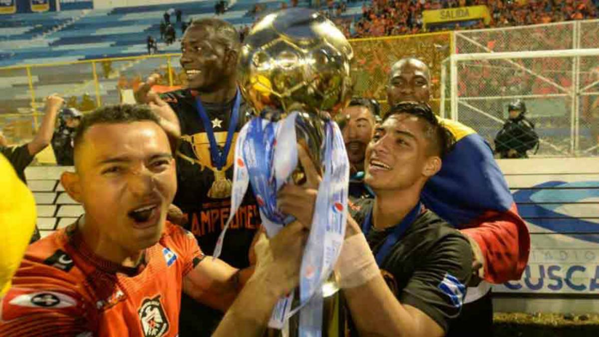 Águila es el nuevo campeón del El Salvador tras vencer a Alianza