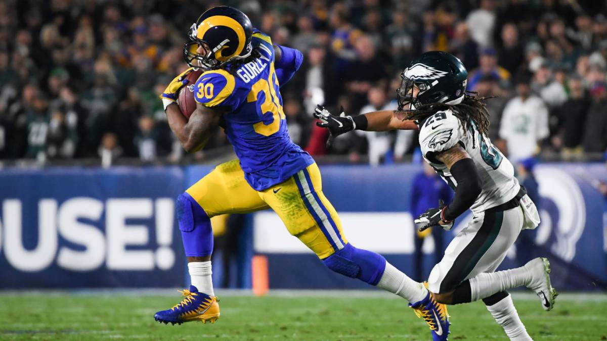 Todd Gurley en partido de Rams