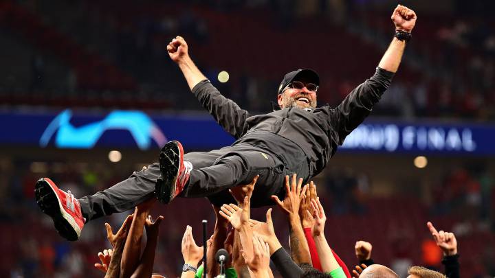 El dueño del Liverpool y Red Sox, reveló como fue que eligió a un DT perdedor para que llevara a los ‘Reds’ a la gloria europea.