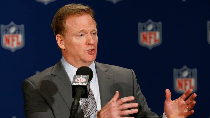 Roger Goodell en conferencia de prensa