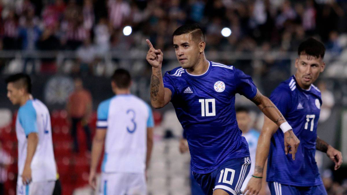 Paraguay vence a Guatemala en el cierre de su preparación