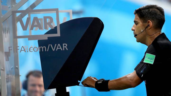 El torneo más importante de la Concacaf no contará con ayuda del video arbitraje de cara a la nueva edición. No todos los árbitros están familiarizado con el sistema.