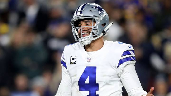Dak Prescott en partido de los Cowboys