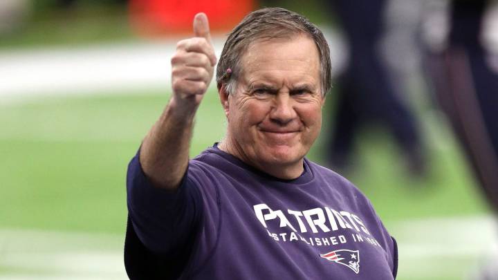 Bill Belichick en partido de los Patriots