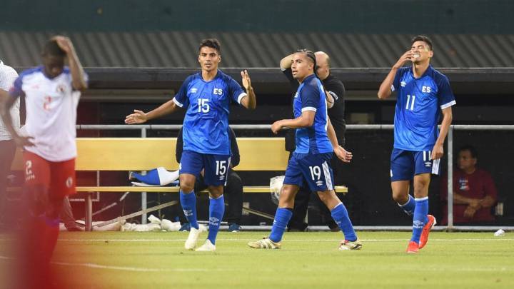 La selección de El Salvador arranca su participación en la Copa Oro cuando se enfrente desde Jamaica a su similar de Curazao en el Independence Park.