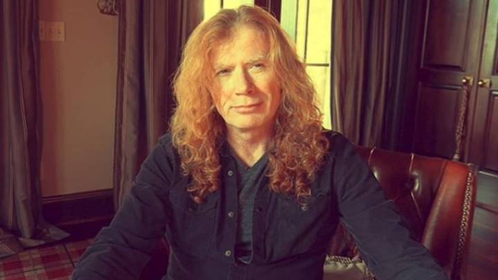 Dave Mustaine, uno de los miembros iniciales de Metallica, compartió a sus seguidores que padece de cáncer de garganta y ya se está tratando.