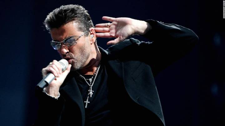 Un día como hoy hubiera sido el cumpleaños número 56 del intérprete de Careless Whisper, por lo que recordamos algunos de sus grandes éxitos.