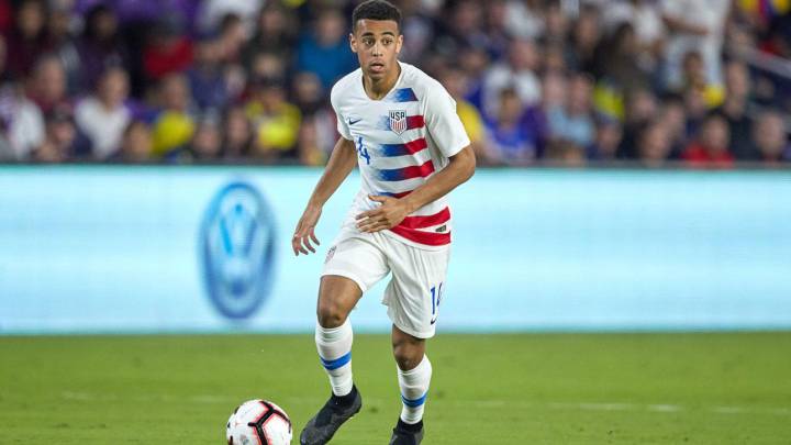 Tyler Adams con Estados Unidos.