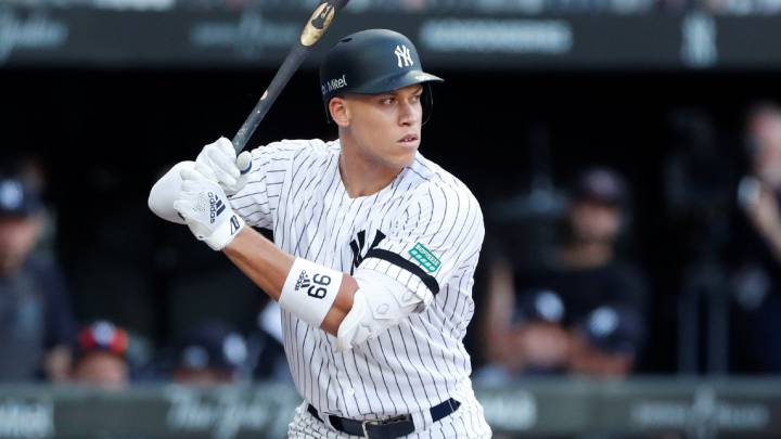 Aaron Judge en partido de los Yankees en Londres