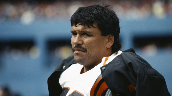 Anthony Muñoz con los Bengals