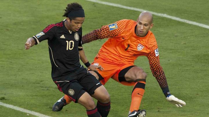 Recordamos la trayectoria del cancerbero de Estados Unidos, tres veces mundialista y con una trayectoria destacada, incluyendo el fútbol de Europa.