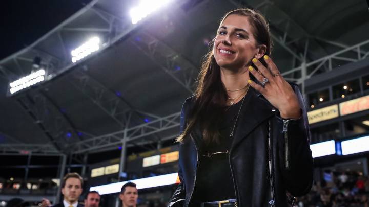 Alex Morgan recibe homenaje en el partido de LA Galaxy