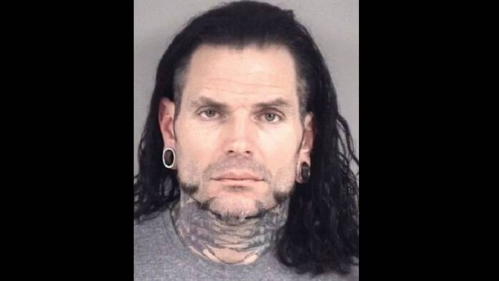 Jeff Hardy, arrestado por estar borracho en público