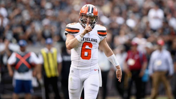 Baker Mayfield en partido de los Browns