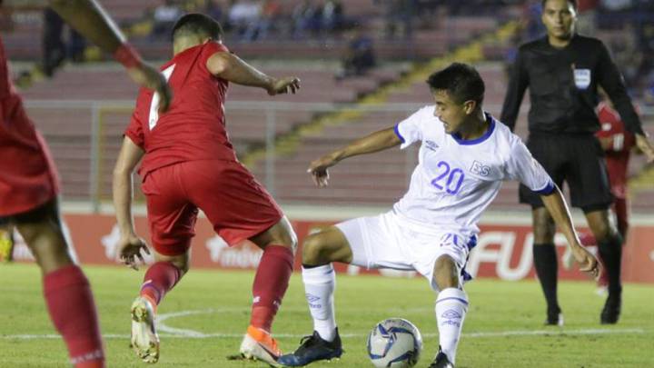 El Salvador rescata el empate en el partido de ida ante Panamá