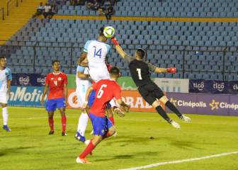 Costa Rica da golpe de autoridad y golea a Guatemala