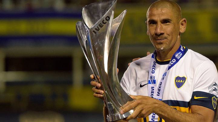 Hacemos un repaso por la trayectoria del experimentado zaguero, quien fue multi campeón con el cuadro Xeneize y militara en Europa con Atlético de Madrid.