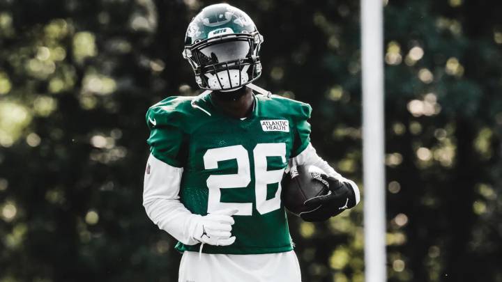 Le'Veon Bell en entrenamiento de los Jets