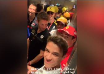 Pilotos de Formula 1 quedan atrapados en el elevador