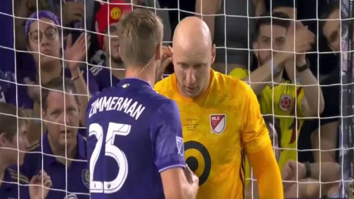 Durante la transmisión del All Star Game ante el Atlético de Madrid, algunos jugadores de la MLS dieron entrevistas en pleno partido.