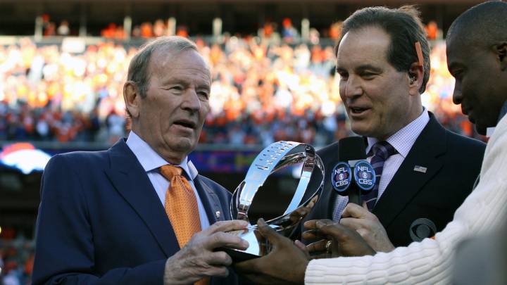 Pat Bowlen recibe título de la AFC