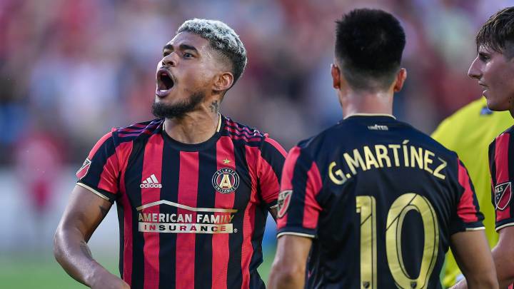 Después del garrafal error contra DC United, el venezolano modificó la forma de cobrar los penales; en esta ocasión la mandó al fondo de la red.