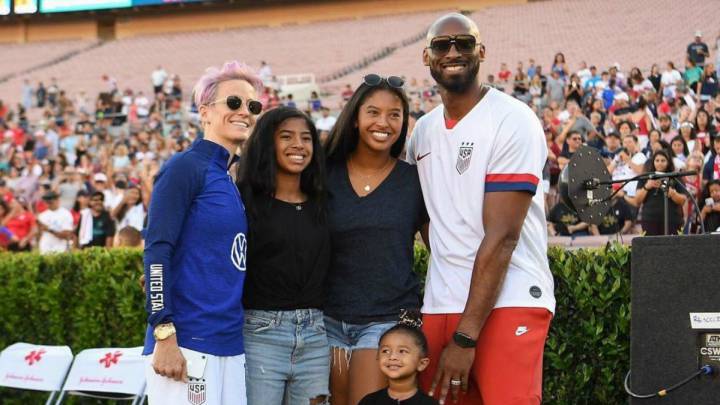 Kobe Bryant junto a Megan Rapinoe