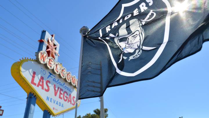 Bandera de los Raiders en Las Vegas