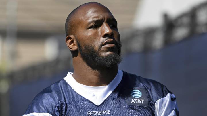 Robert Quinn en entrenamiento de los Cowboys