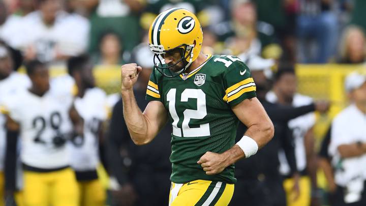 Aaron Rodgers en partido de los Packers