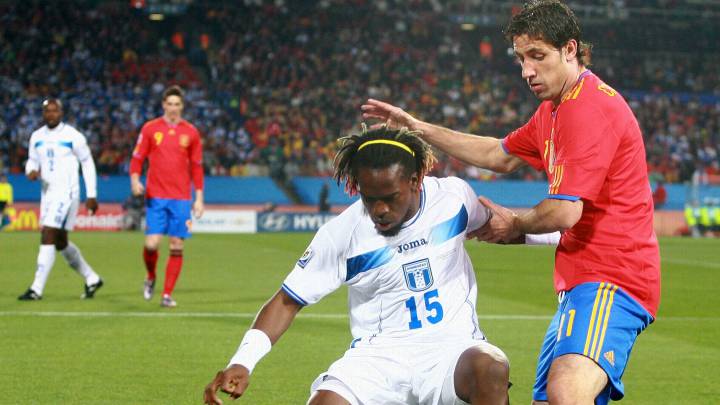 El ex futbolista hondureño y mundialista en Sudáfrica 2010, Walter Martínez, falleció a los 37 años de edad en Nueva York, luego de sufrir un ataque cardíaco.
