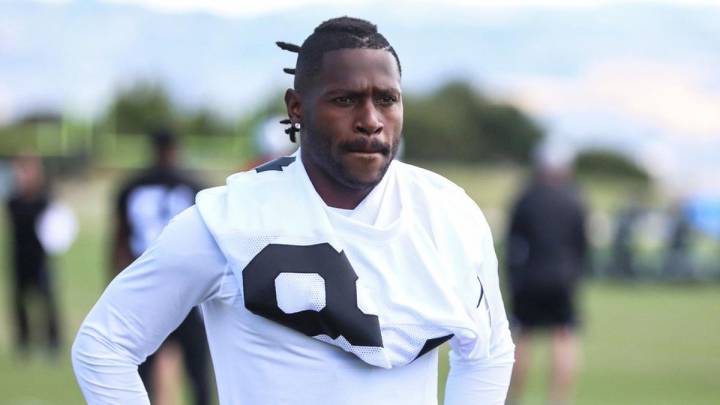 Antonio Brown con los Raiders